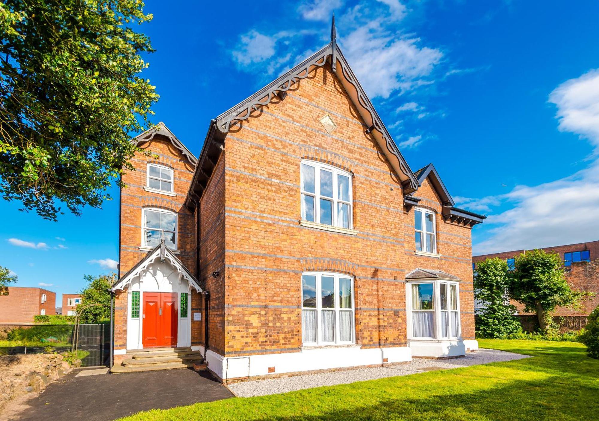 Supersized Studio In Chester Exterior photo